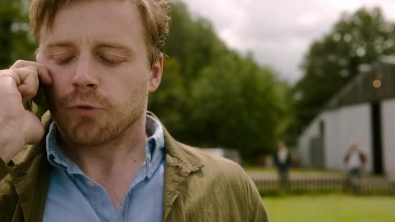 Кадры из сериала Медленные лошади / Хромые кони (2022)